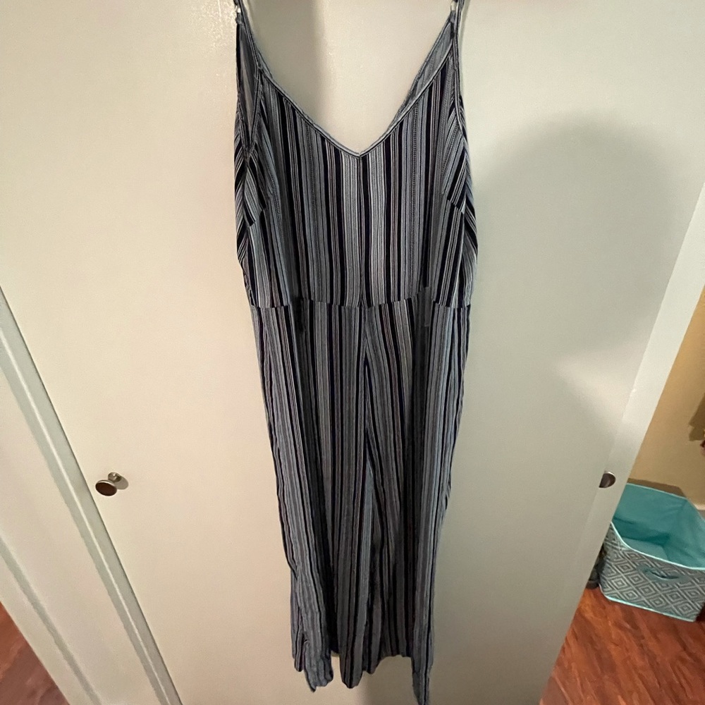 Jumpsuit - Picture 2 of 3